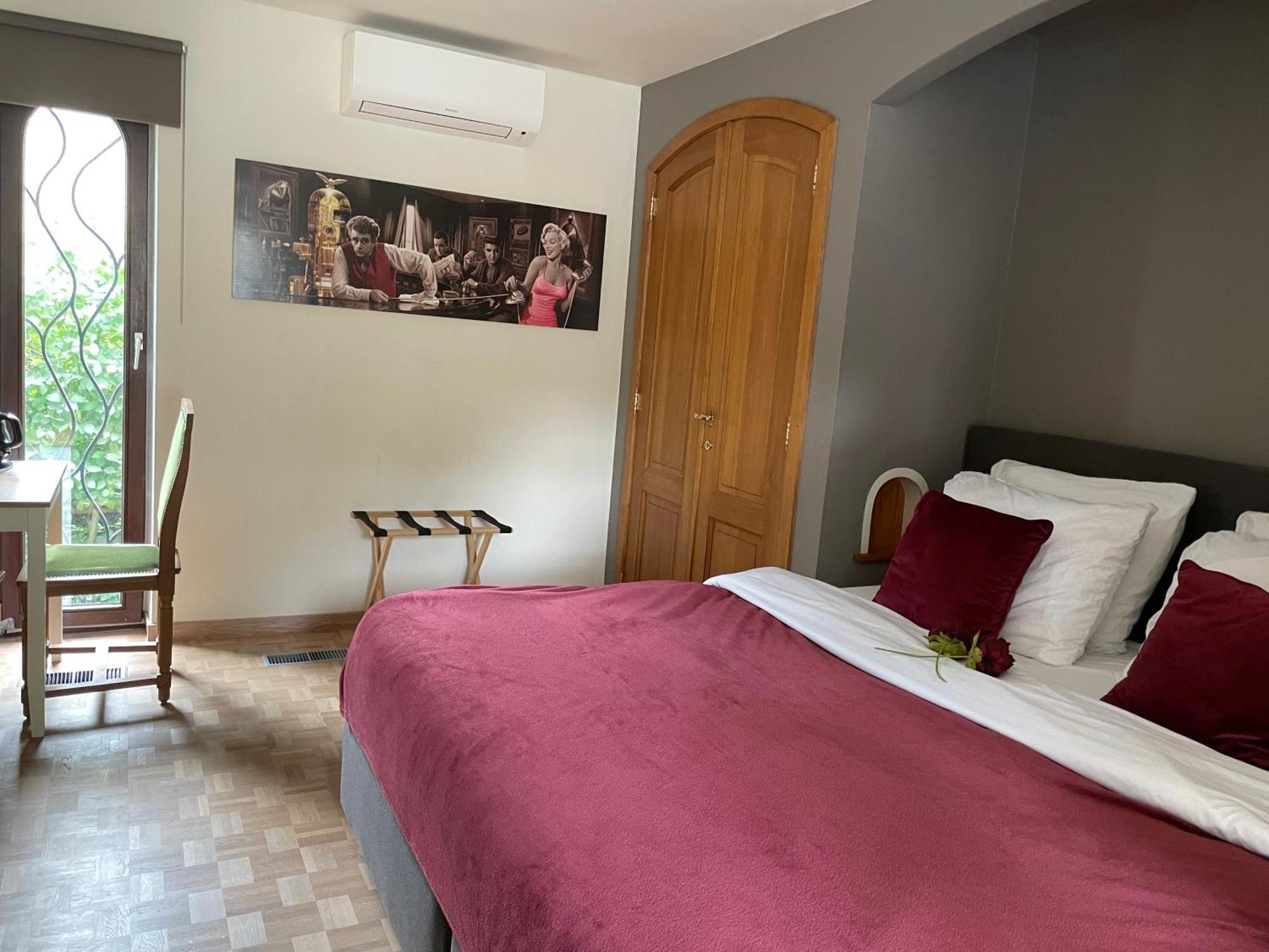 B&B Monroe Averbode Экстерьер фото